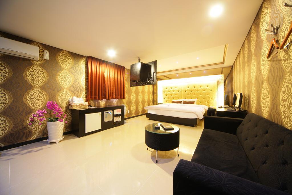 Iris Motel Busan Buitenkant foto