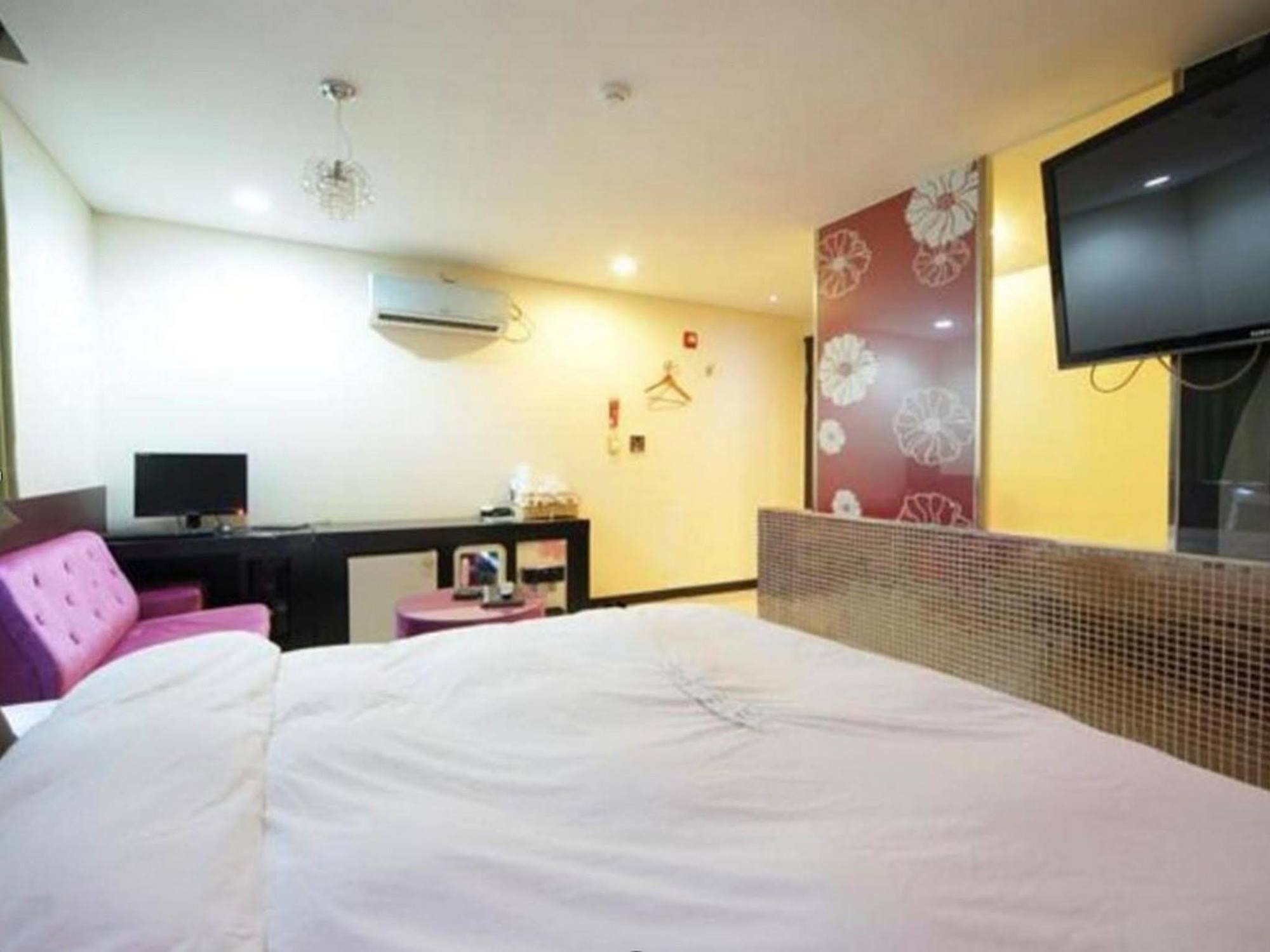 Iris Motel Busan Buitenkant foto